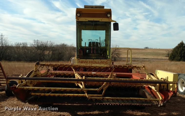 image for item DB0794 1981 New Holland 1495 haybine swather