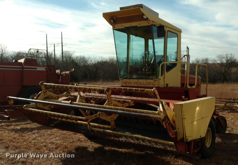 image for item DB0794 1981 New Holland 1495 haybine swather