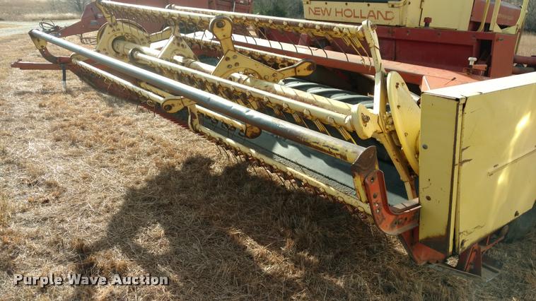 image for item DB0794 1981 New Holland 1495 haybine swather