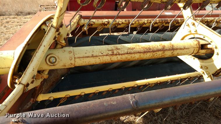 image for item DB0794 1981 New Holland 1495 haybine swather