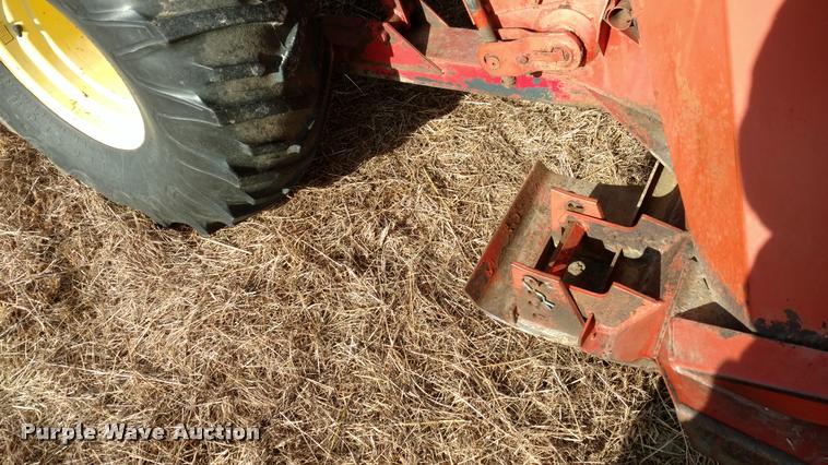 image for item DB0794 1981 New Holland 1495 haybine swather