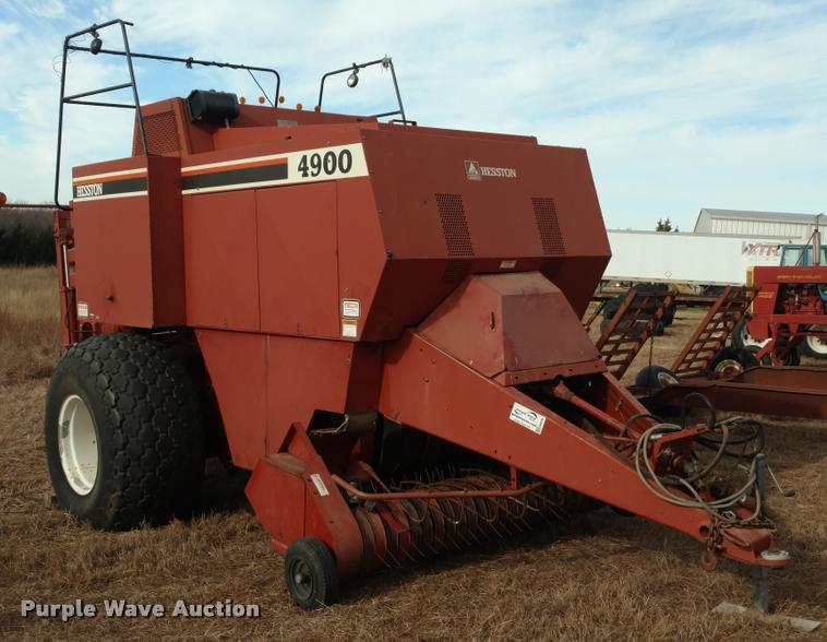 image for item DB0796 Hesston 4900 large square baler