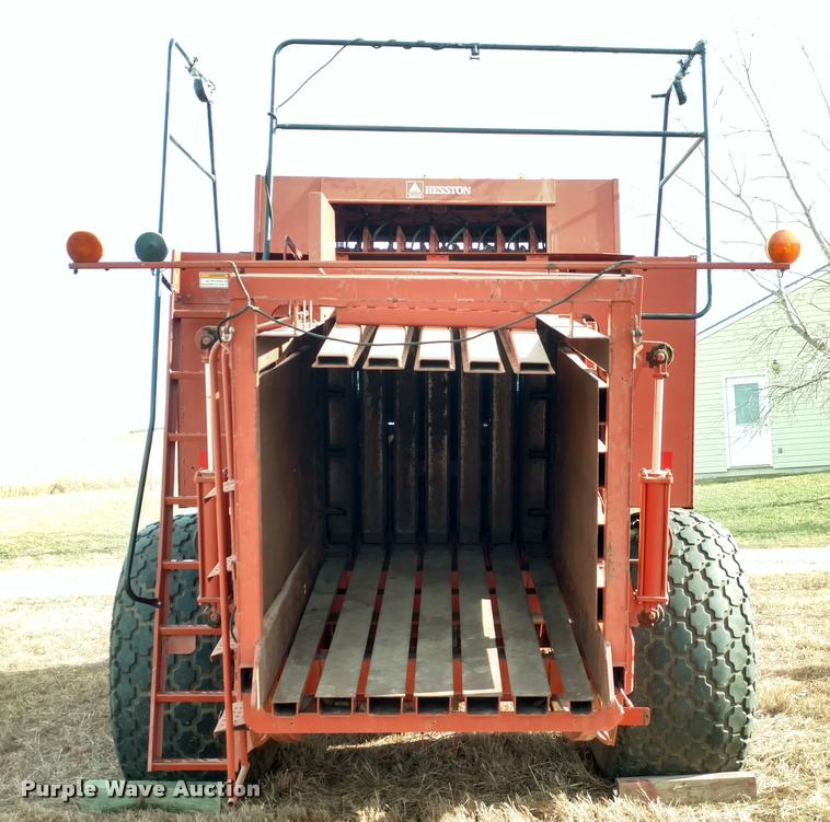 image for item DB0796 Hesston 4900 large square baler