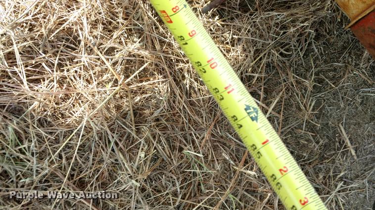 image for item DB0796 Hesston 4900 large square baler