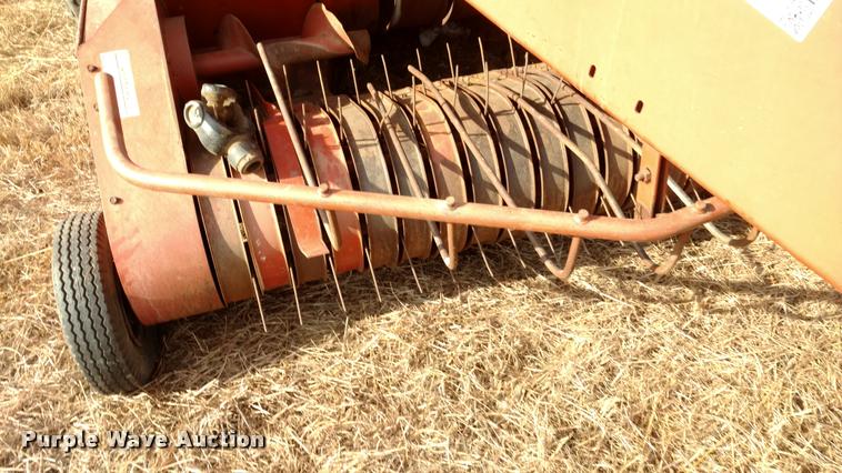 image for item DB0796 Hesston 4900 large square baler