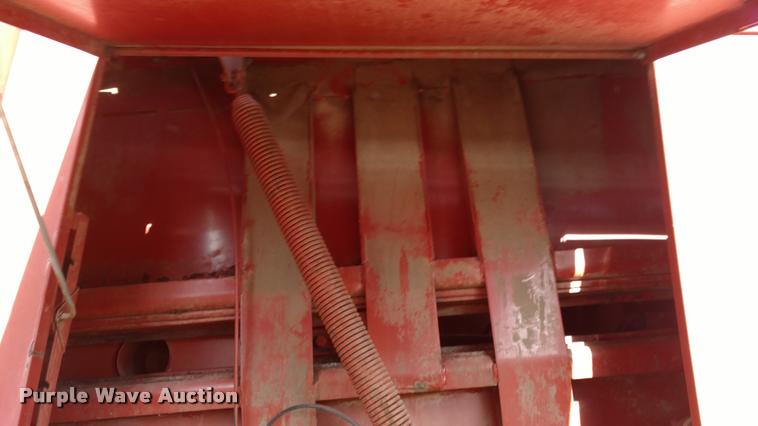 image for item DB0796 Hesston 4900 large square baler