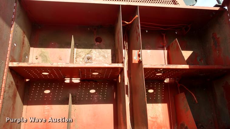 image for item DB0796 Hesston 4900 large square baler