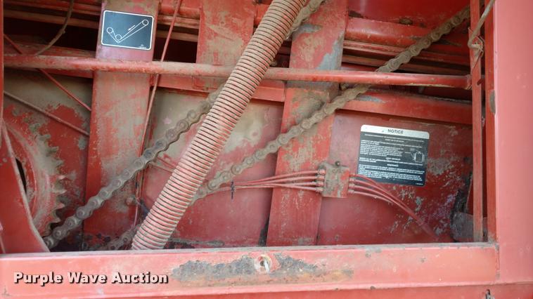 image for item DB0796 Hesston 4900 large square baler
