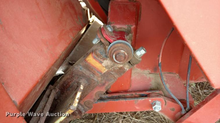 image for item DB0796 Hesston 4900 large square baler