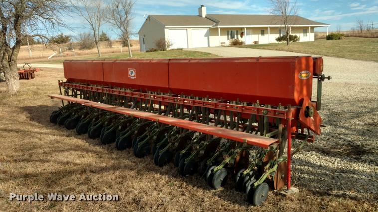 image for item DB0800 Tye 20-20 no-till grain drill