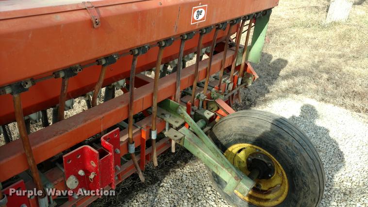 image for item DB0800 Tye 20-20 no-till grain drill