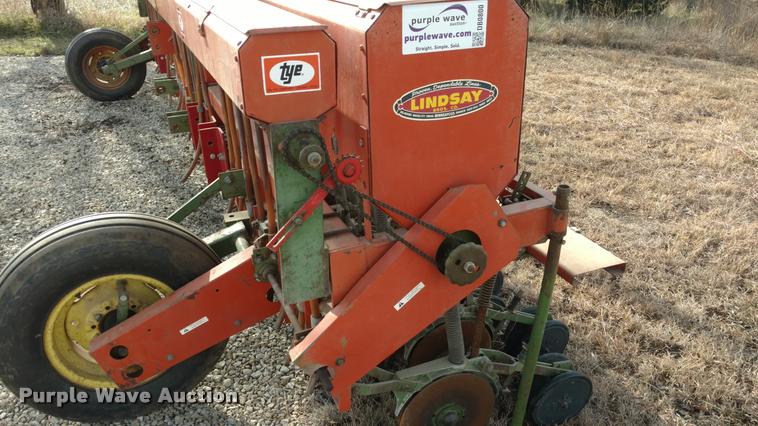image for item DB0800 Tye 20-20 no-till grain drill