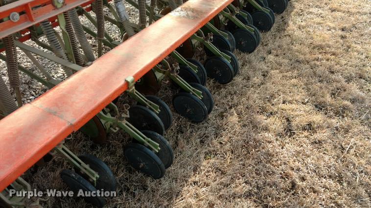 image for item DB0800 Tye 20-20 no-till grain drill