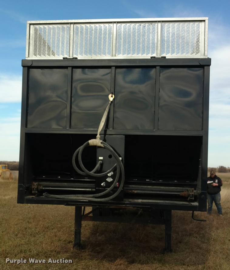 image for item DB0801 2016 Taller Fehr live bottom silage trailer