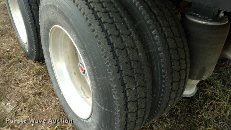 image for item DB0801 2016 Taller Fehr live bottom silage trailer