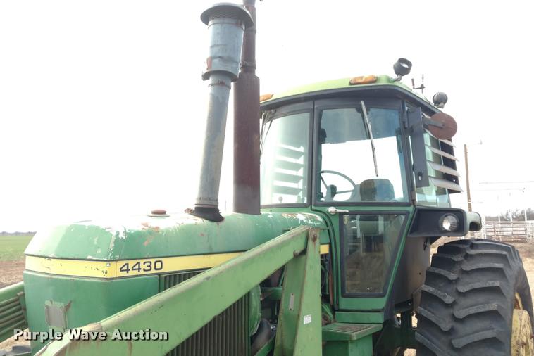 image for item DB0809 1974 John Deere 4430 HFWD tractor