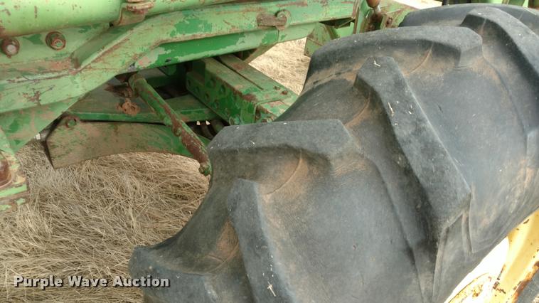 image for item DB0809 1974 John Deere 4430 HFWD tractor