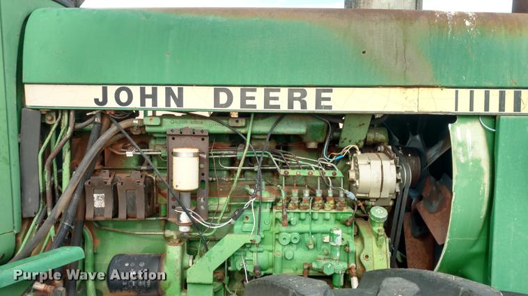 image for item DB0810 1981 John Deere 8640 4WD tractor
