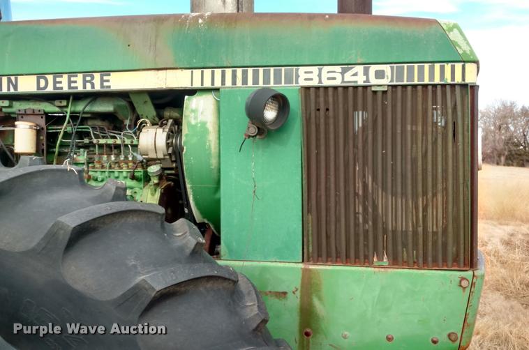 image for item DB0810 1981 John Deere 8640 4WD tractor