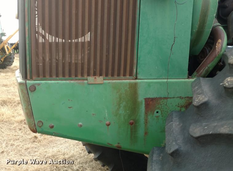 image for item DB0810 1981 John Deere 8640 4WD tractor