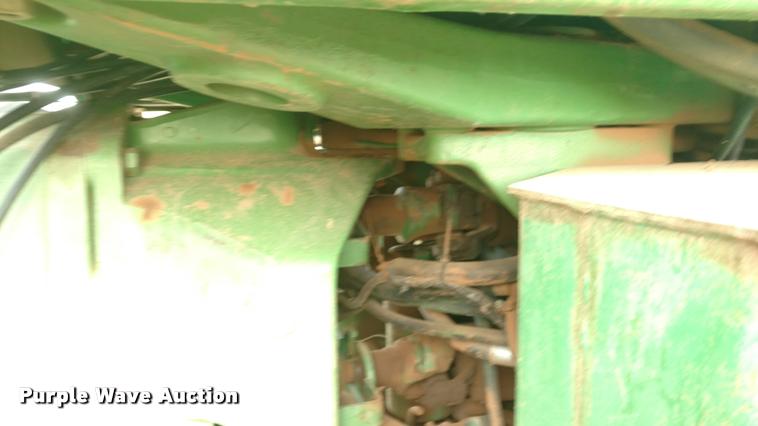 image for item DB0810 1981 John Deere 8640 4WD tractor