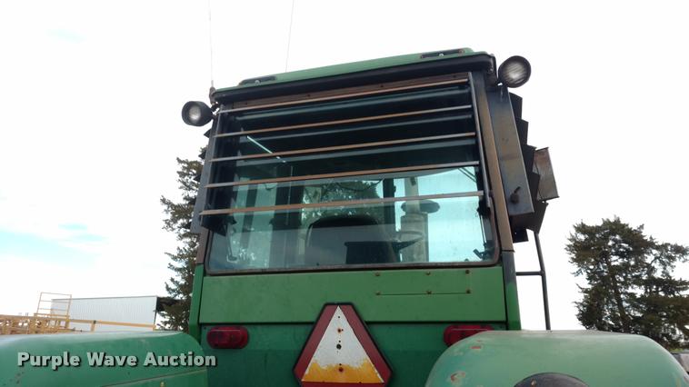 image for item DB0810 1981 John Deere 8640 4WD tractor