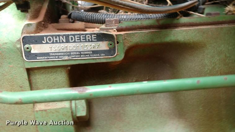 image for item DB0810 1981 John Deere 8640 4WD tractor