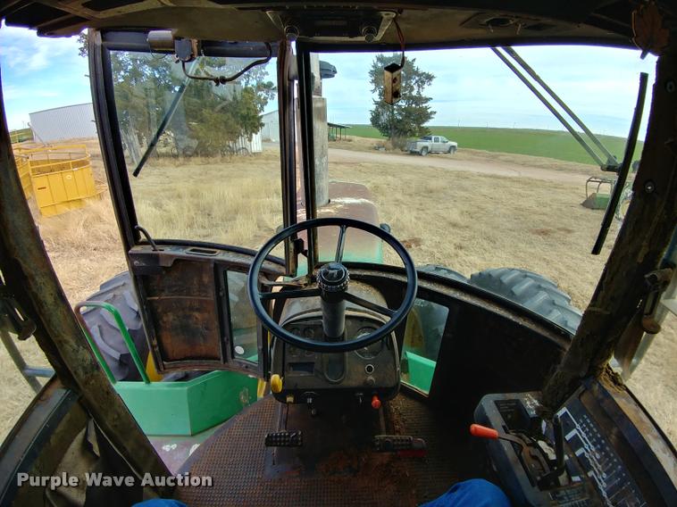 image for item DB0810 1981 John Deere 8640 4WD tractor