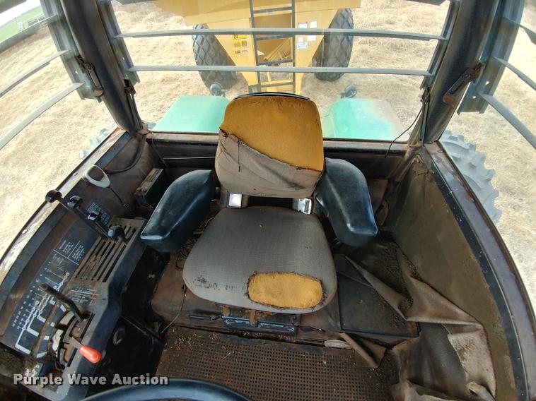 image for item DB0810 1981 John Deere 8640 4WD tractor