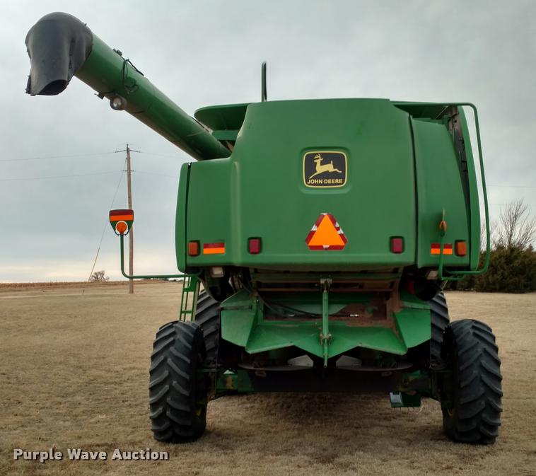 image for item DB0814 2001 John Deere 9750 STS combine