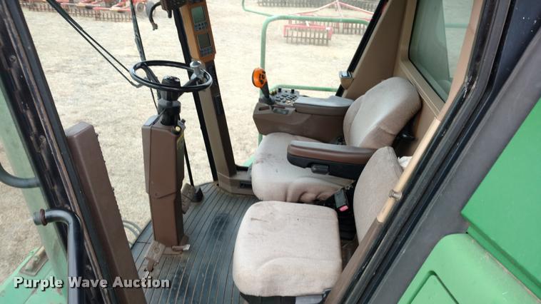 image for item DB0814 2001 John Deere 9750 STS combine