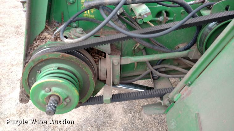 image for item DB0814 2001 John Deere 9750 STS combine