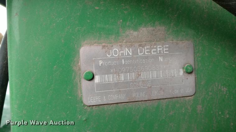 image for item DB0814 2001 John Deere 9750 STS combine