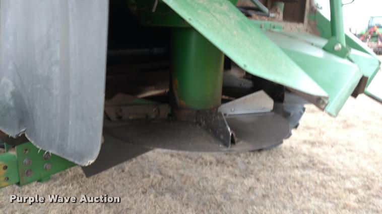 image for item DB0814 2001 John Deere 9750 STS combine