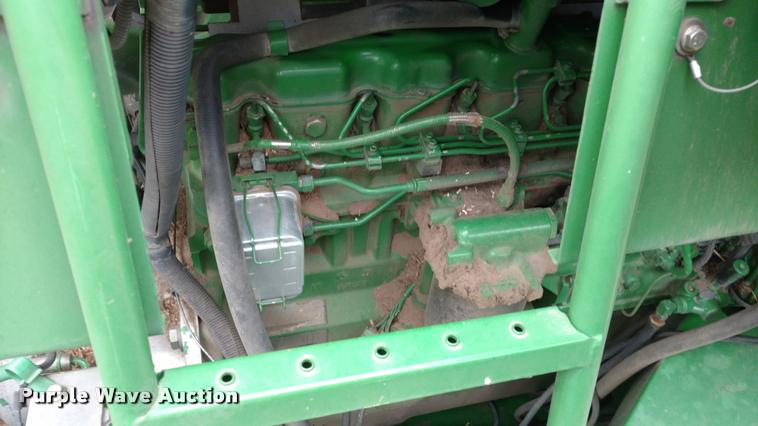 image for item DB0814 2001 John Deere 9750 STS combine
