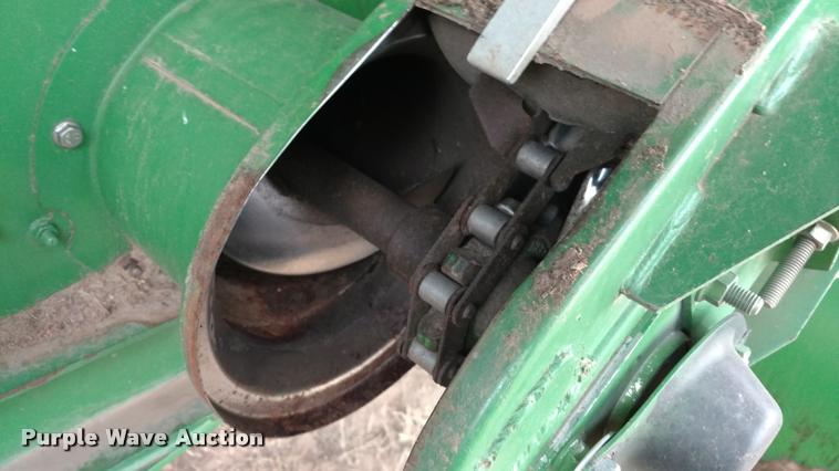 image for item DB0814 2001 John Deere 9750 STS combine