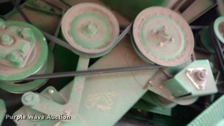 image for item DB0814 2001 John Deere 9750 STS combine