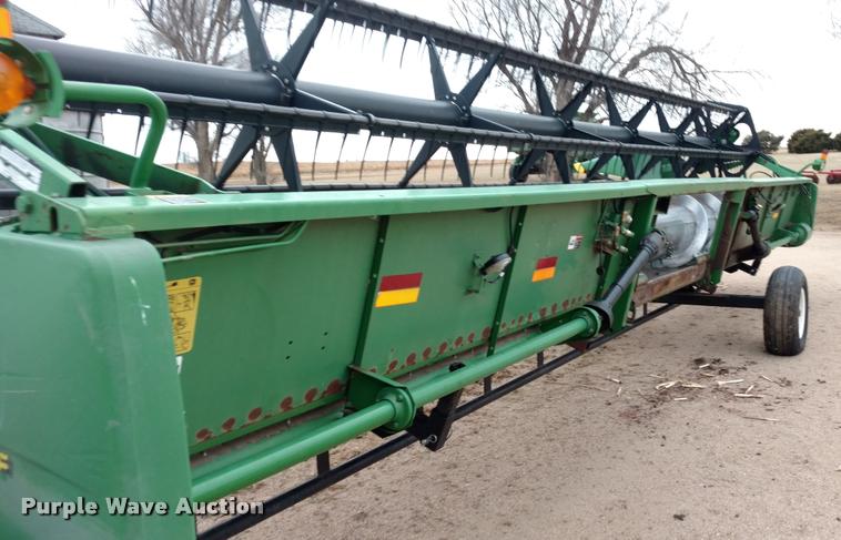 image for item DB0815 2000 John Deere 930F flex head