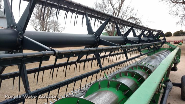 image for item DB0815 2000 John Deere 930F flex head