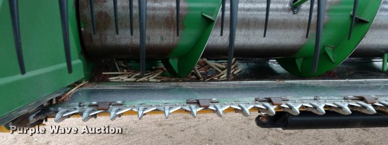 image for item DB0815 2000 John Deere 930F flex head