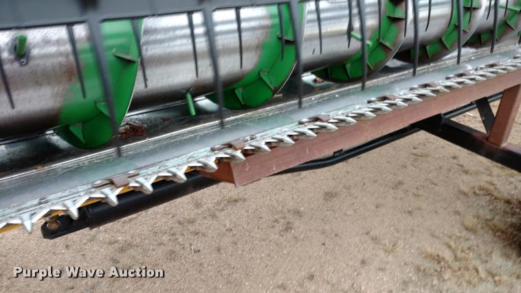 image for item DB0815 2000 John Deere 930F flex head