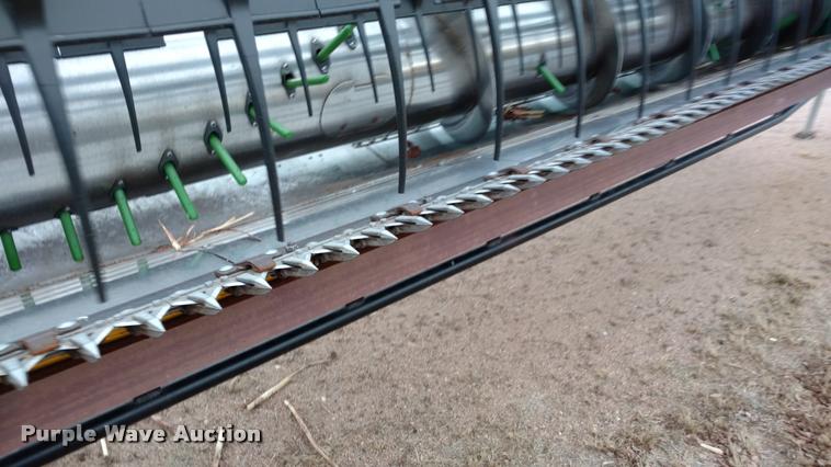 image for item DB0815 2000 John Deere 930F flex head