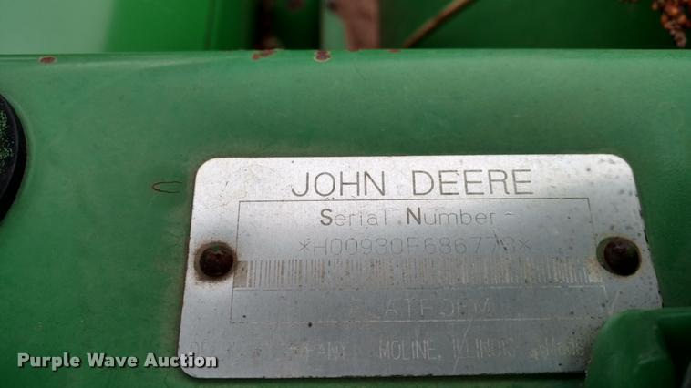 image for item DB0815 2000 John Deere 930F flex head