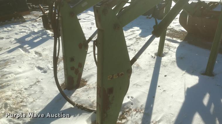 image for item DB0819 John Deere 260 loader