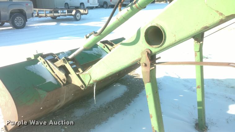 image for item DB0819 John Deere 260 loader