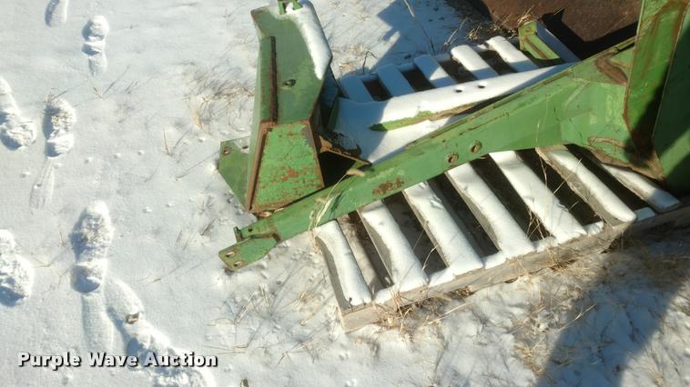 image for item DB0819 John Deere 260 loader
