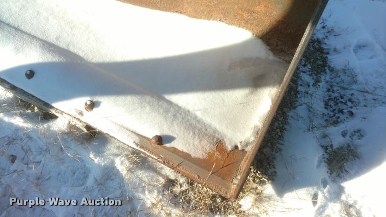 image for item DB0820 Loa-Attch bucket