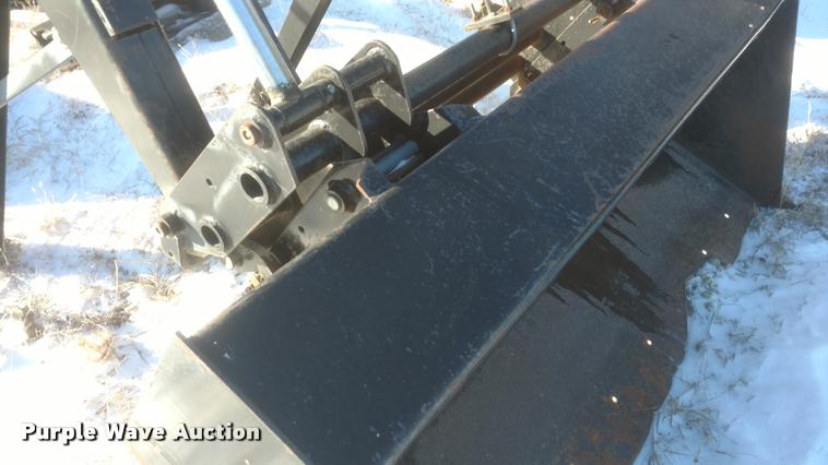 image for item DB0821 Farm Hand XL1140 loader