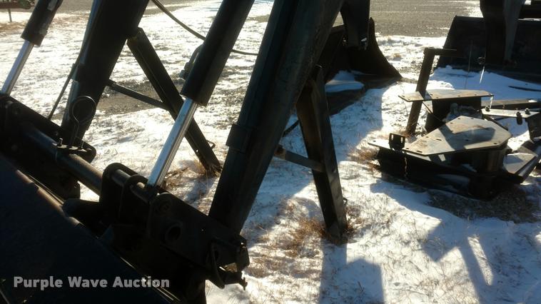 image for item DB0821 Farm Hand XL1140 loader