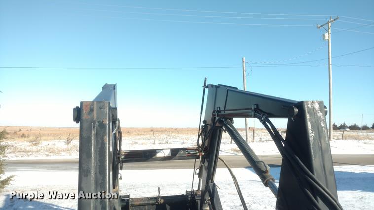 image for item DB0821 Farm Hand XL1140 loader